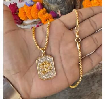 🕉️Gold Plated Om Diamond Pendant with Chain