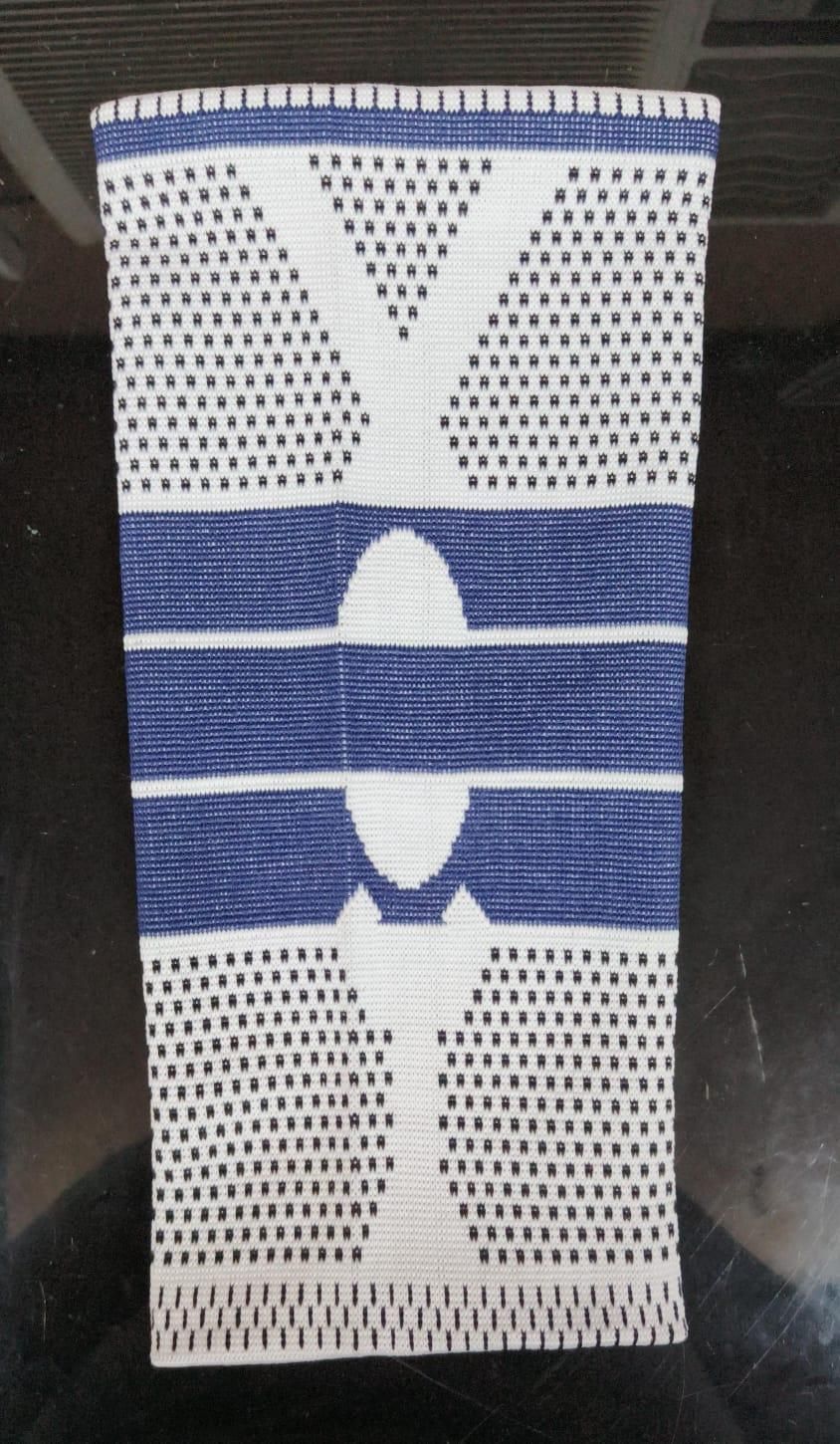 🦵 Knit Protection Silicone Anti-Collision Spring Support Knee Protector (Pack of 1)