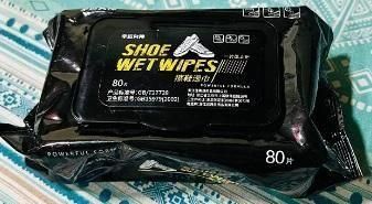 🧼 Natural Sneaker &amp; Shoe Cleaner Wipes (Pack of 80)